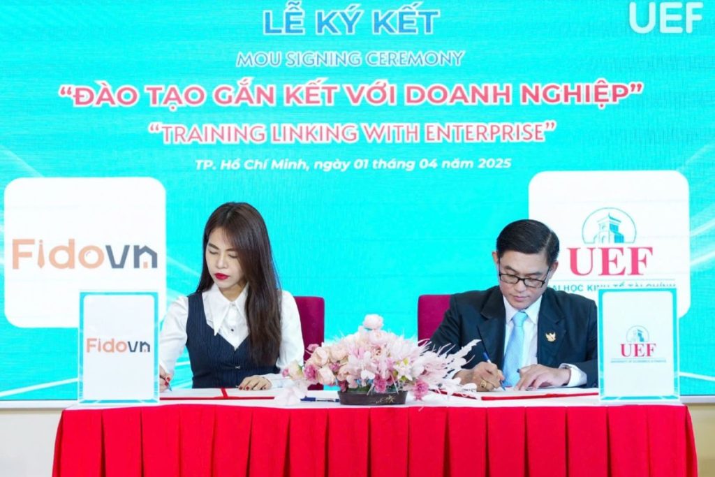 Bằng việc ký thỏa thuận Hợp tác chiến lược, gia tăng giá trị và cơ hội nghề nghiệp cho sinh viên .