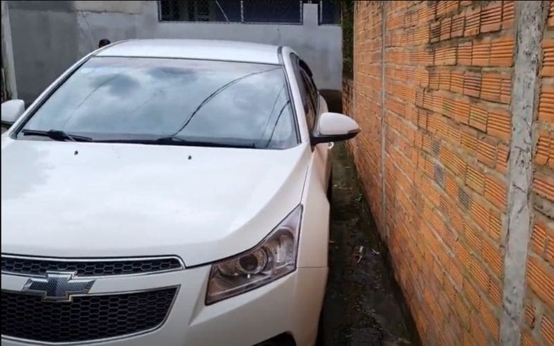 Các phương tiện di chuyển kích cỡ lớn thường khó khăn trong việc di chuyển vào nhà ở hẻm cụt