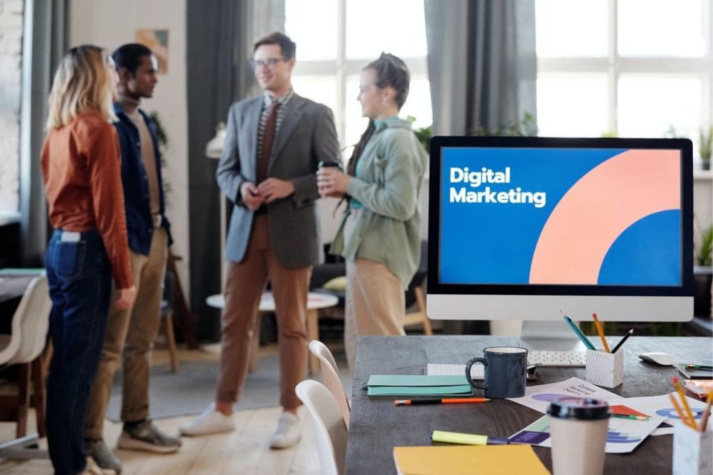Học ngành Digital Marketing ra trường làm gì