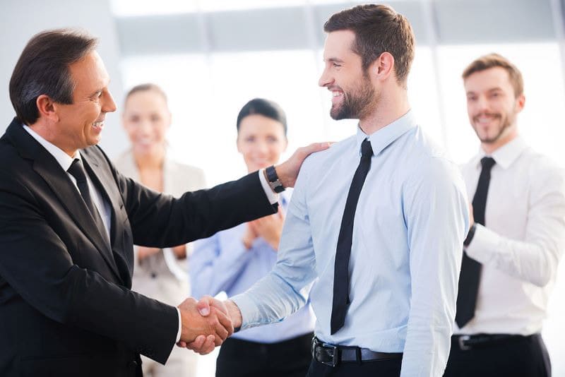 Khi nhà lãnh đạo có kỹ năng ra quyết định giúp khả năng đánh giá, xem xét các lựa chọn và lựa chọn phương án tốt nhất.