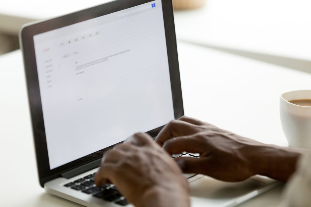 Viết email xác nhận phỏng vấn