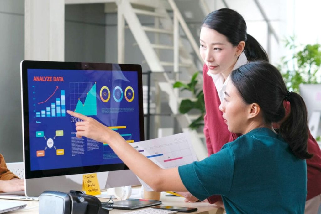 Online Marketing Analyst (Chuyên gia Phân tích Marketing Trực tuyến) 