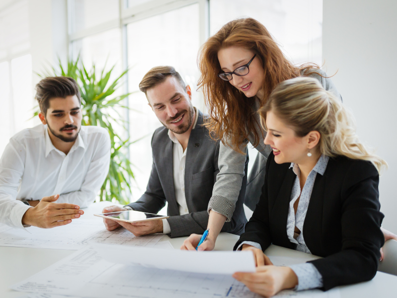 Hoạt động team-building gắn kết nhân viên trong văn hóa công sở