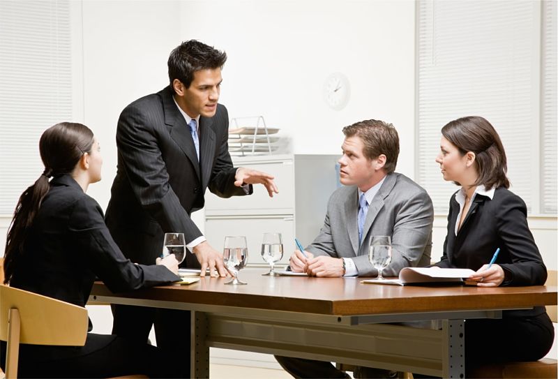 Văn hóa công sở truyền thống tại Việt Nam – quy định và kỷ luật rõ ràng